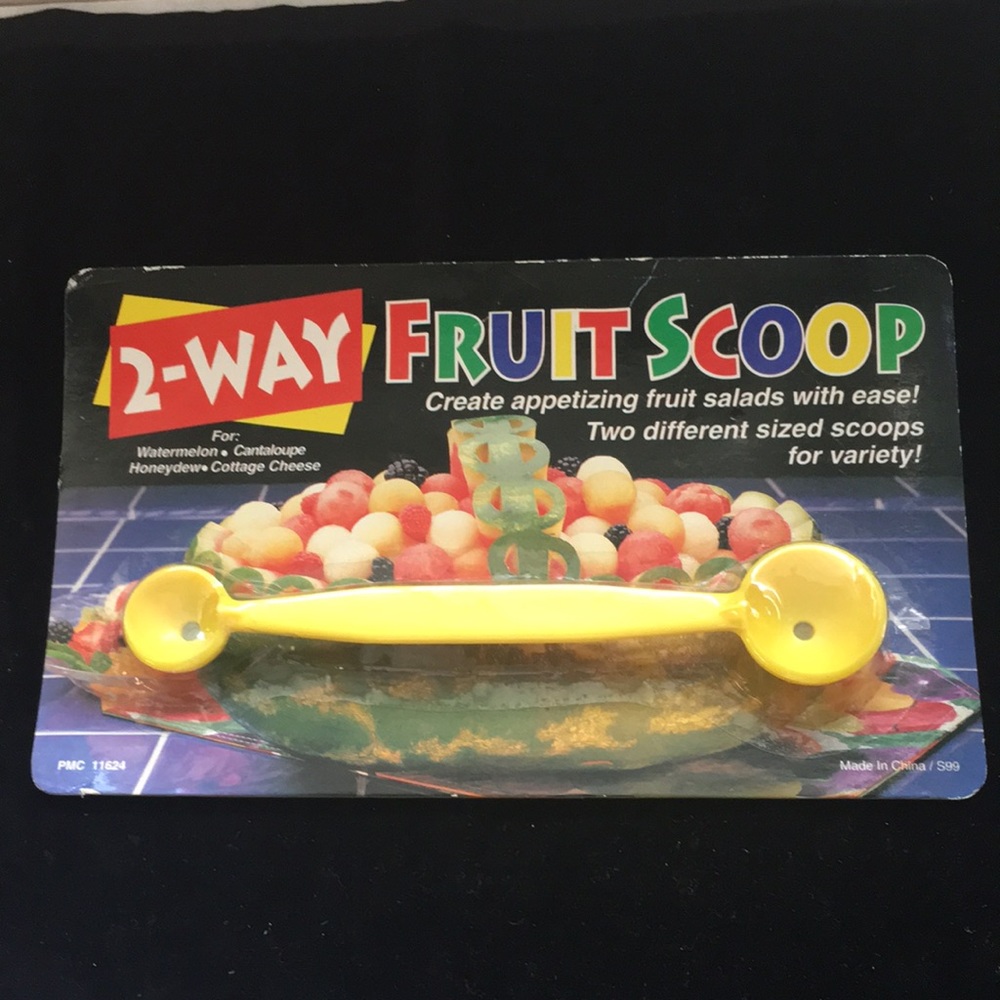 Fruit scoop